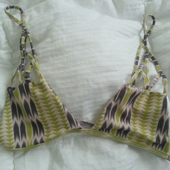 ACACIA santorini top-arrows-size M