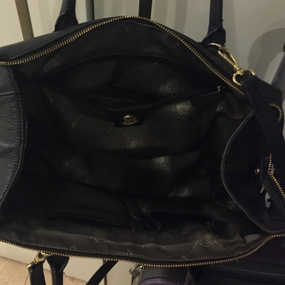 Vince Camuto black leather purse - Picture 3 of 4