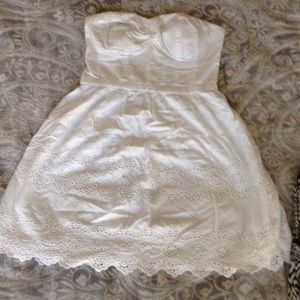 White strapless dress