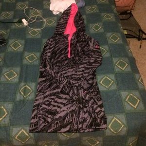 Aeropostale Long Sleeve jacket/running jacket