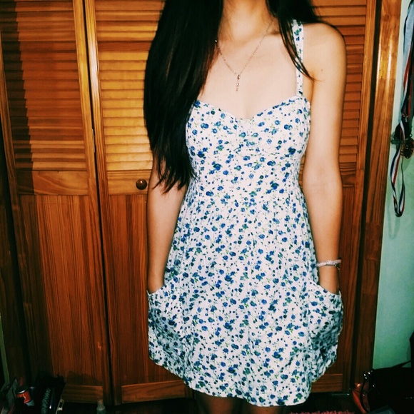 Floral dress - Picture 1 of 1