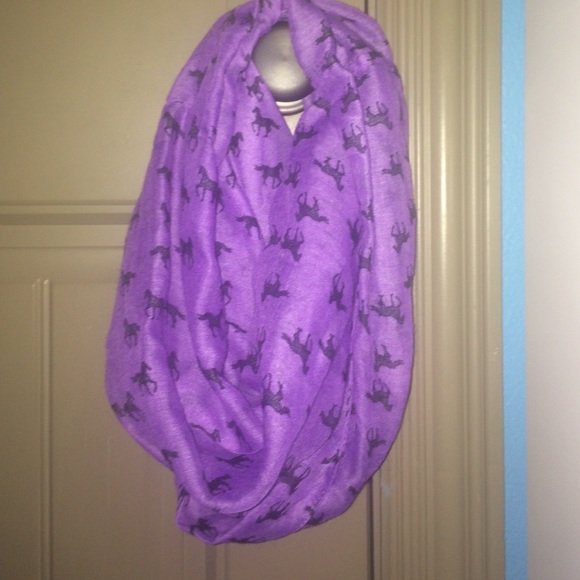 purple infinity scarf with horses
