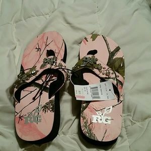 RG pink camo flip flops