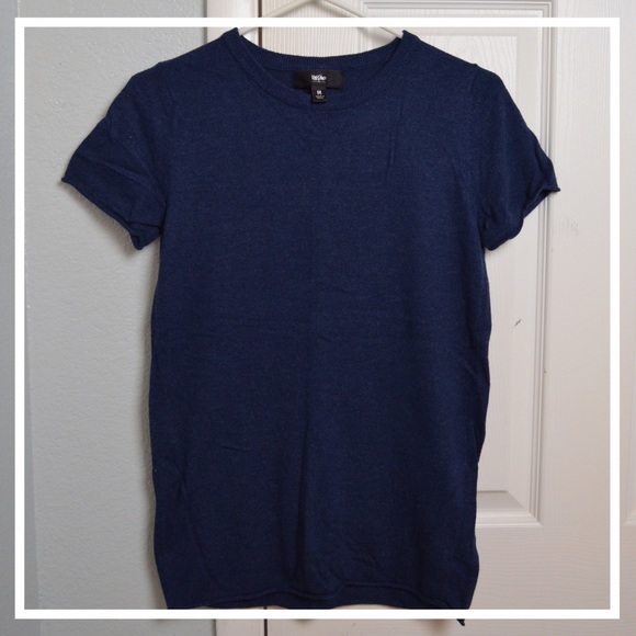 Simple Blue Knit Top 🌊