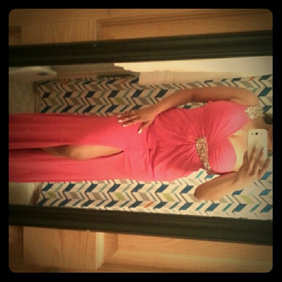 PROM DRESS! !! ???