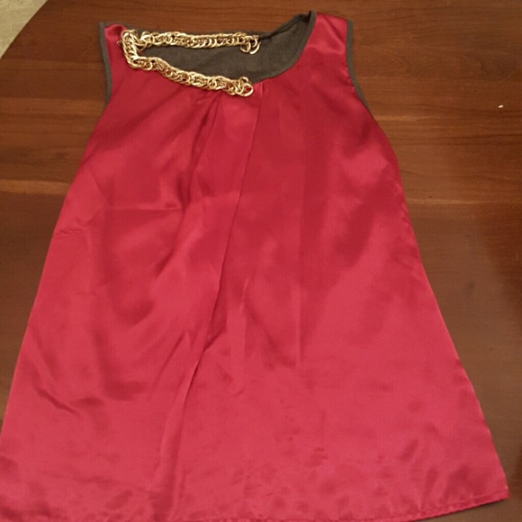 Allen B red/gray silky top.