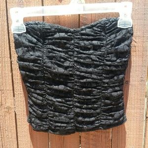 Lace fitted crop top