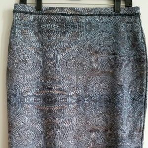 Lululemon reversible skirt, hits right below knee