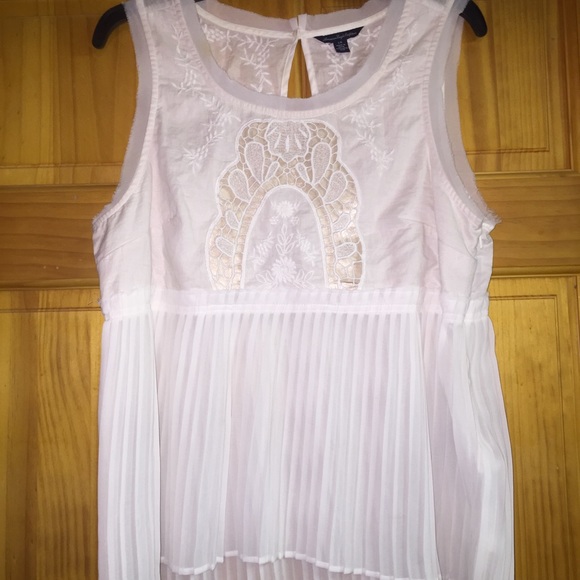 Top - Picture 1 of 1