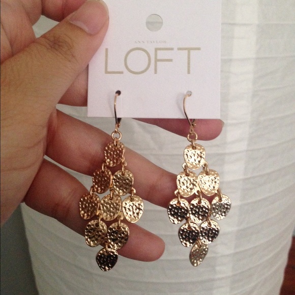 LOFT Jewelry - 🎉SALE🎉🔸Chandelier earrings🔸