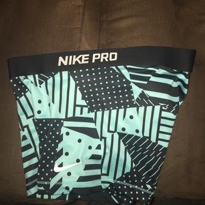 WOMENS Nike pro workout tights