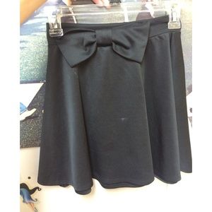 🎀cute black skirt🎀