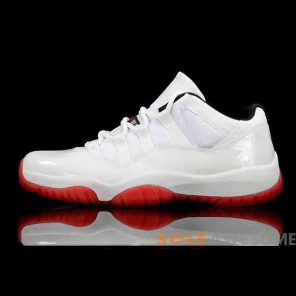 Not For Sale ! Looking for this shoe size 8.5-9.5