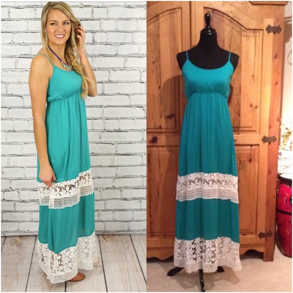 NWOT* Teal adjustable strap lined Maxi dress - Picture 1 of 3
