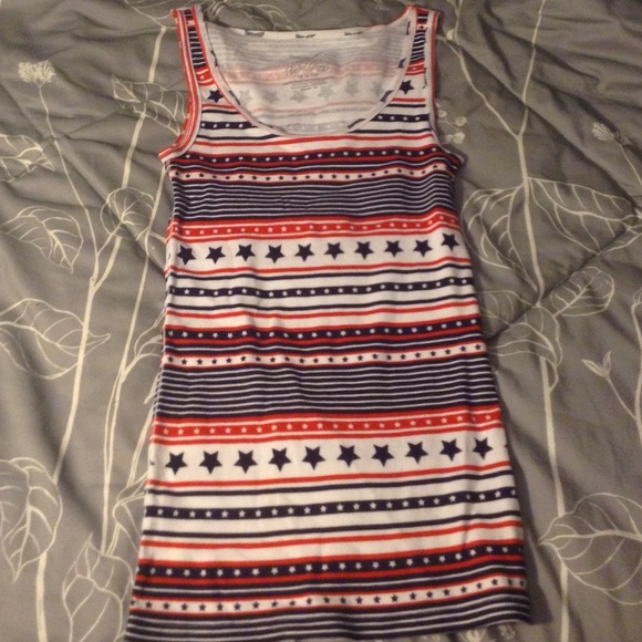 Striped tank top (red, white, and blue)