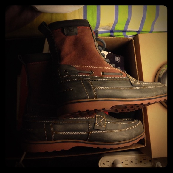 Tommy Hilfiger boots!