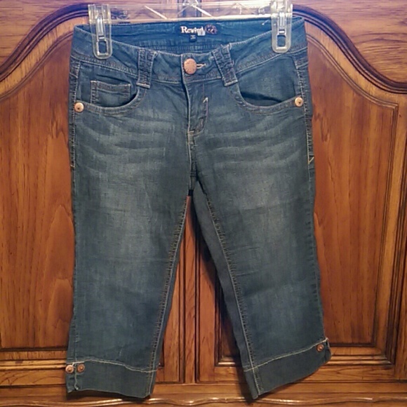 Blue Jean Capri - Picture 1 of 4