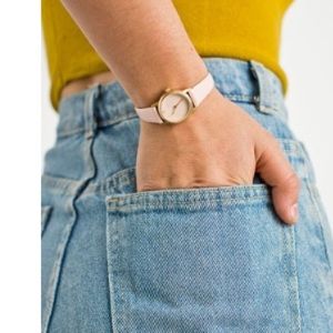 Peach pastel Quartz wristwatch