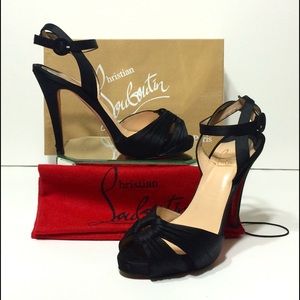 🚫SOLD🚫CHRISTIAN LOUBOUTIN BLACK STRAPPY HEELS