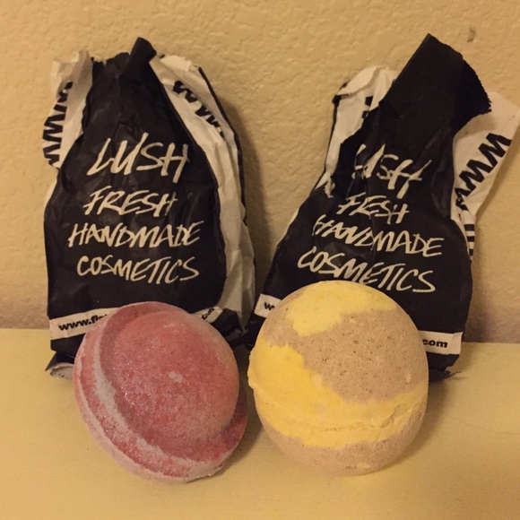 Set of 2 Lush Bath Bombs
