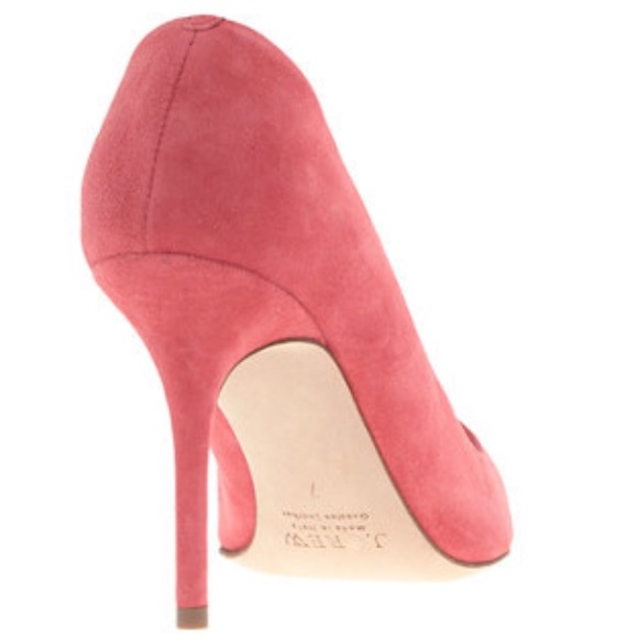 Host Pick ✨ELSIE SUEDE PUMPS - Picture 8 of 15