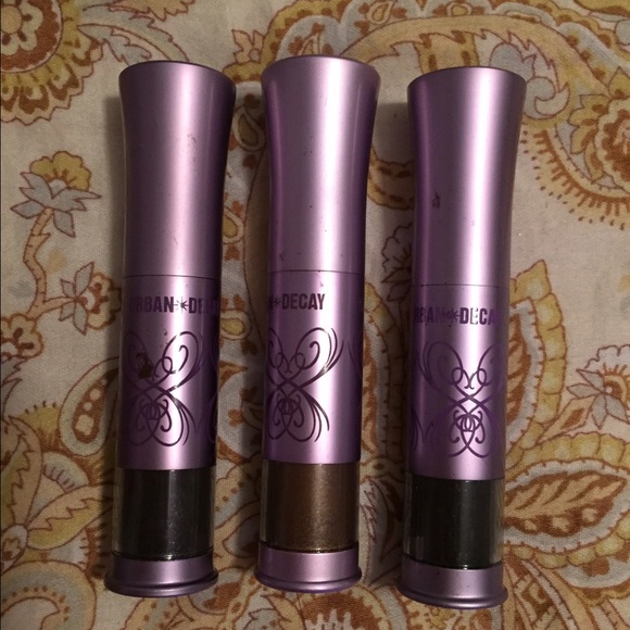 Urban Decay loose eyeshadow