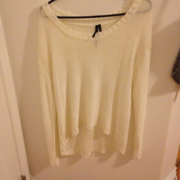 Cream/off white knit sweater
