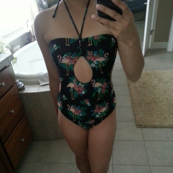*DONATED*Flamingo print one piece swimsuit - Picture 2 of 3