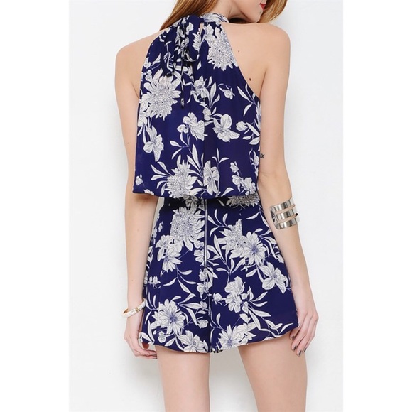 X "Chrysanthemum" Navy Blue Floral Set - Picture 4 of 4