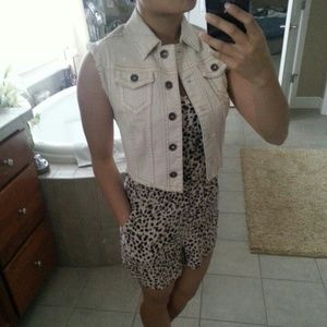 *Donated*Sleeveless Biker Jean Vest