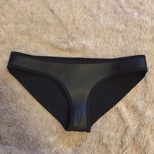 Triangl Black Bottoms
