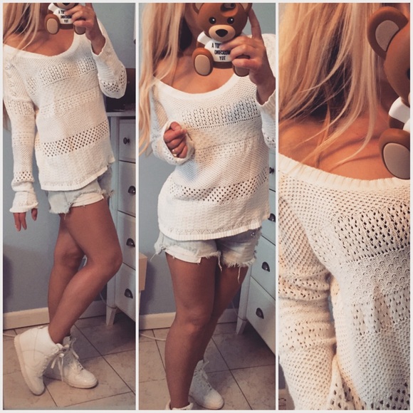Beautiful bundle - Sweater & Free People Short