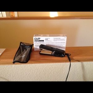 Gvp mini flat iron Great deal!!