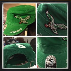 🎀Rare Throwback Hat🎀