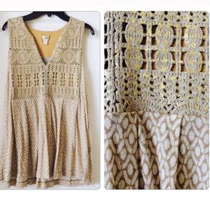 NWOT Anthropologie Lace Geo Print Tank