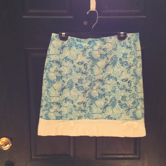Lilly printed skirt.