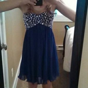 Dress prom/homecoming