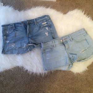 2 pairs of destroyed American Eagle Shorts