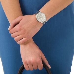 🎉MICHAEL KORS🎉 Silver Ritz Watch w/box