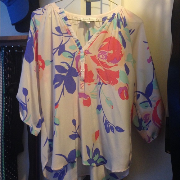 Yumi Kim top; size xs