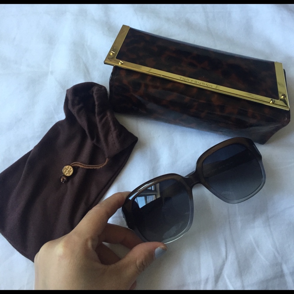 Tory Burch ombré sunglass