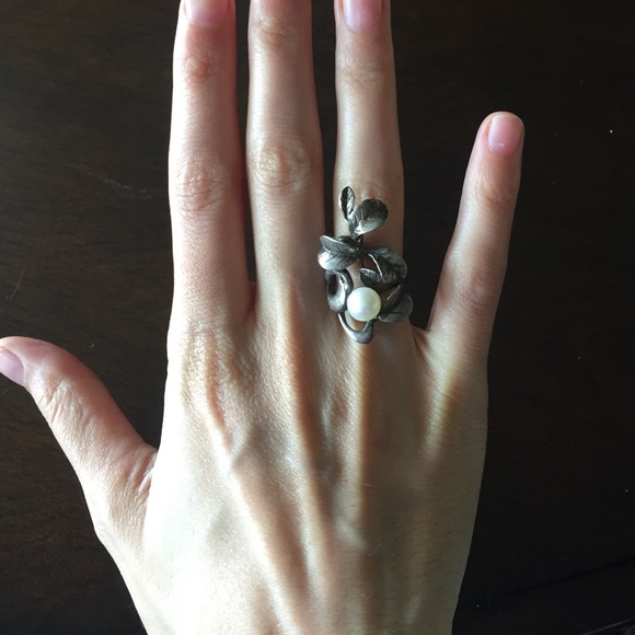 Beautiful silver ring - Picture 2 of 3