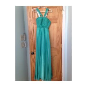 Maria menounos 2012 oscar look-alike prom dress