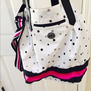 Lululemon handbag