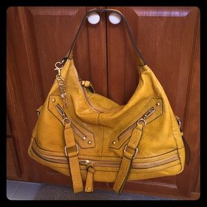 Jessica Simpson gold handbag!