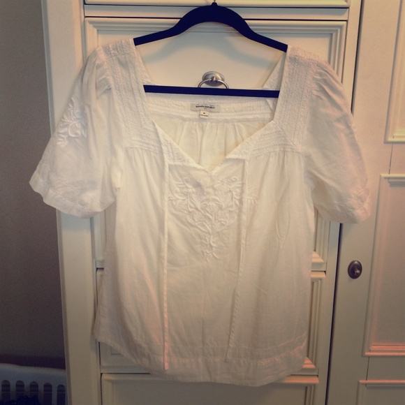 Banana Republic embroidered top
