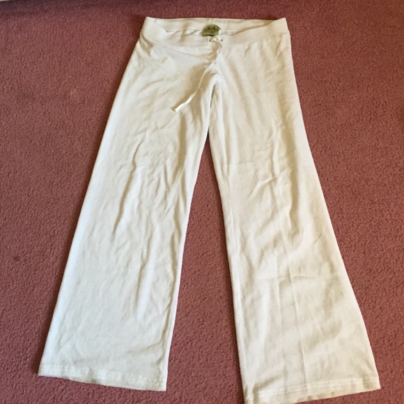 White velour juicy couture pants