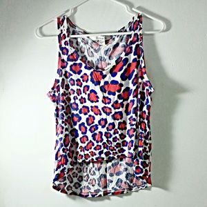 CHEETAH SEMI-CROPPED HI-LOW TOP