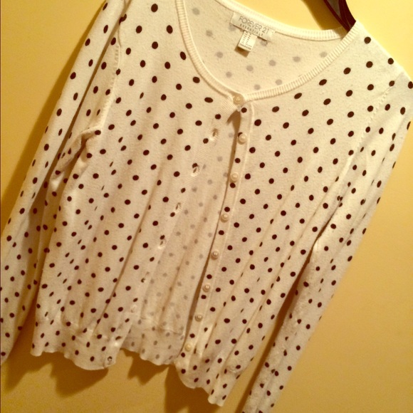 Black and white Polk a dot sweater - Picture 1 of 1