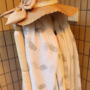 Brand new scarf